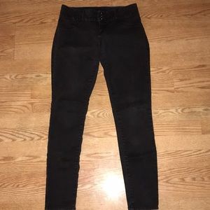 Black skinny jeans